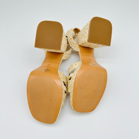 Marc Fisher JANIE PLATFORM SANDAL - Picture 5 of 6